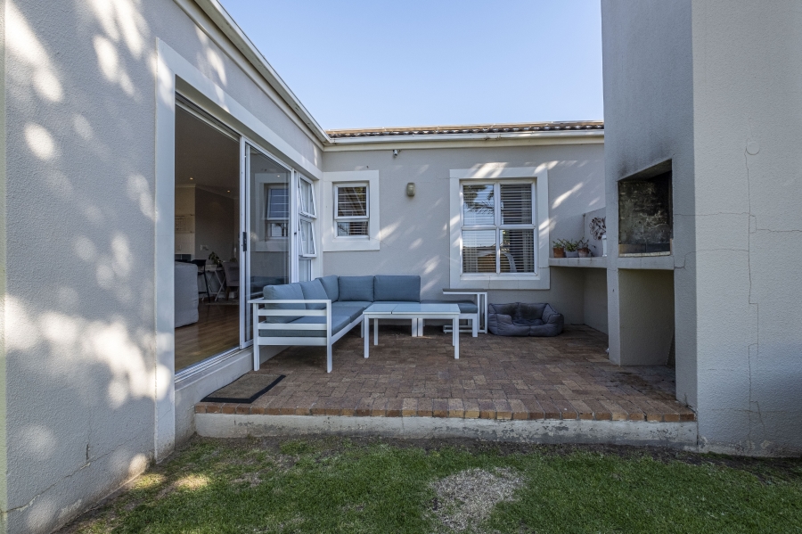 3 Bedroom Property for Sale in Pinehurst Western Cape